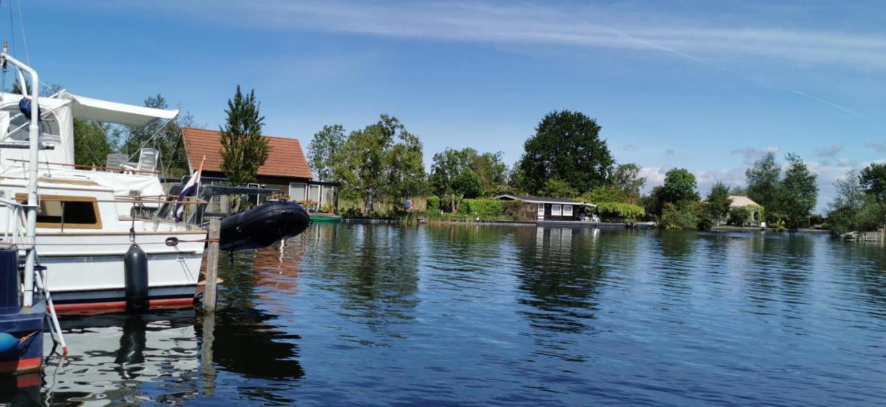 C'Est La Vie Houseboat Ξενοδοχείο Nederhorst den Berg Εξωτερικό φωτογραφία