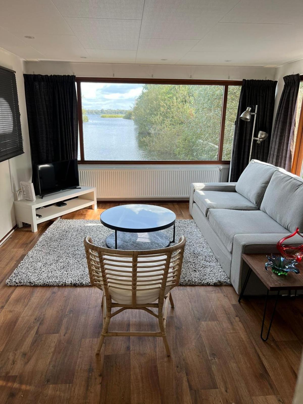 C'Est La Vie Houseboat Ξενοδοχείο Nederhorst den Berg Εξωτερικό φωτογραφία